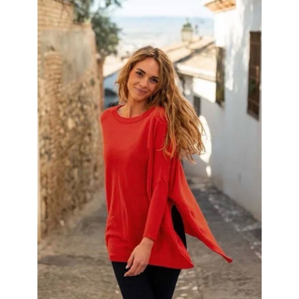 Mersea Catalina Crewneck Mini Pocket Sweater in Cherry Red size OS
